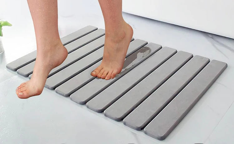 Non-Slip Absorbent Diatomite Stone Bath Mat - White