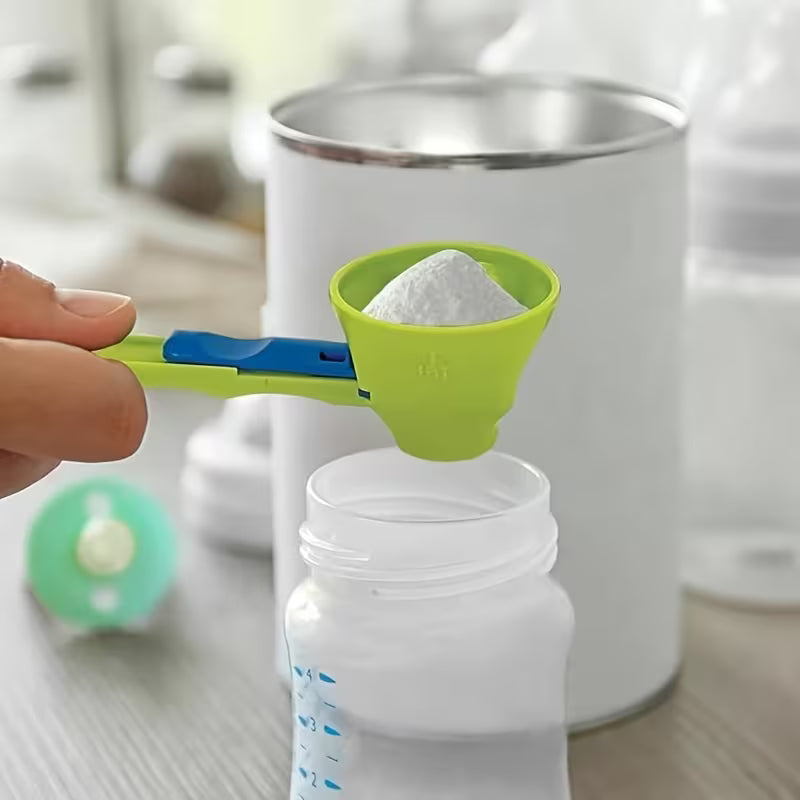 PowderPro Sliding Funnel Scoop