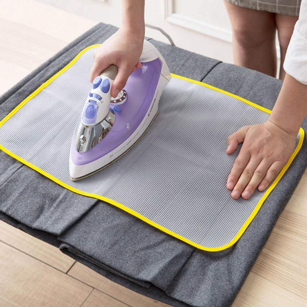 2x Heat-Resistant Protective Ironing Cloths (40 x 60cm)