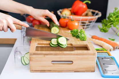 Clean House - Bamboo Chopping Board with 4 Storage Containers & 4 Graters