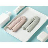 Pack Of 2 Foldable Travel Hanger Pink