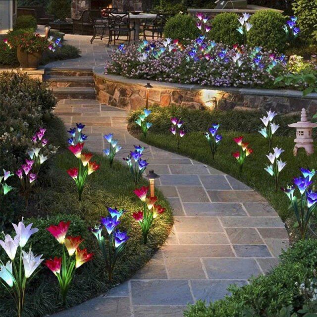 Pack of 2 Solar Flower Garden Lights