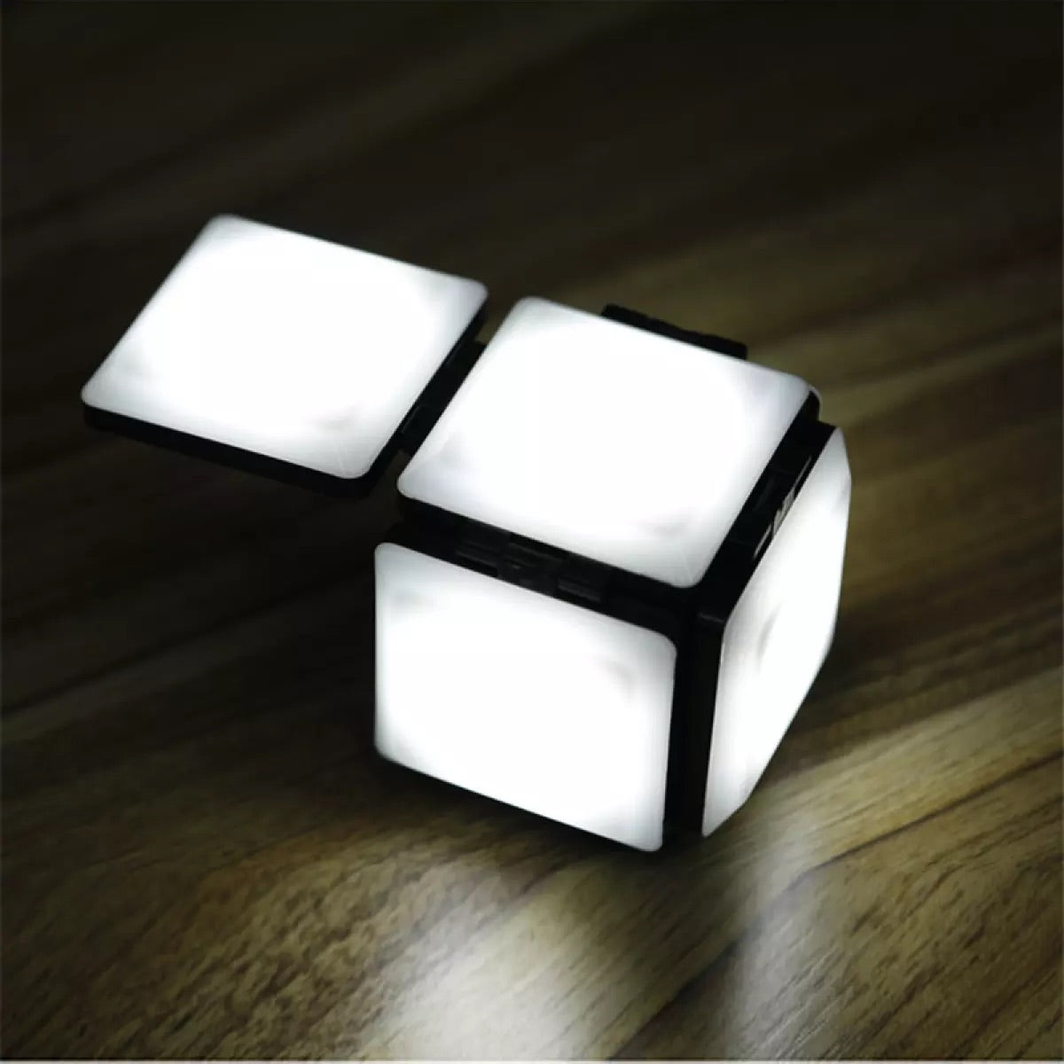 USB Cube Flip Lamp